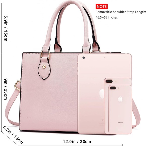 CHICAROUSAL Crossbody Purse // Light Pink - Picture 6 of 12